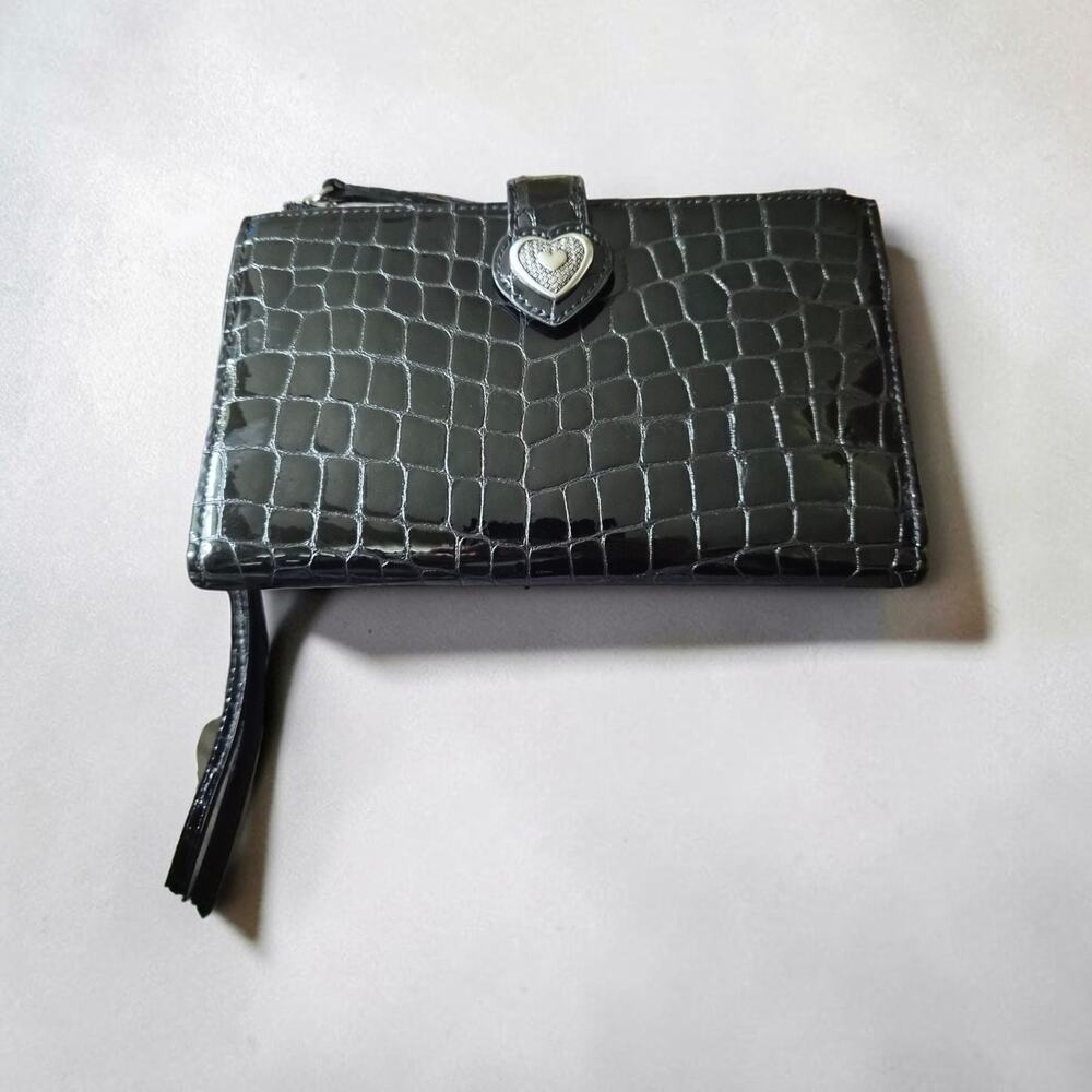 Brighton BELLISSIMO HEART Black Croco Leather Wristlet Double Zip Wallet